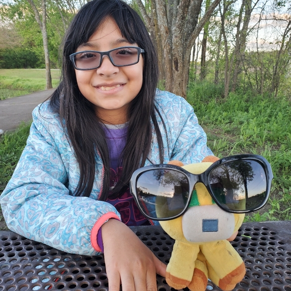 Meet your Posh Ambassador, Stella - Picture 3 of 4